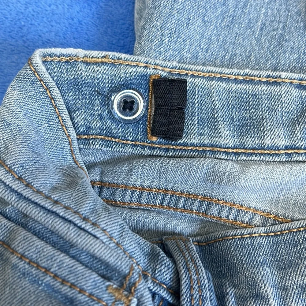 🎉FREE w/ purchase🎉 Old Navy Jeans